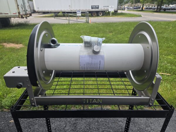 Titan 22 inch electric hose reel with 1 inch high flow manifold
